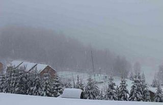 Kartepe’de kar kalınlığı 40 santimetreyi buldu