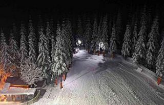 Kartepe’nin karlı akşam manzarası mest etti