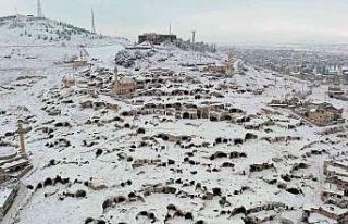Kayaşehir beyaza büründü