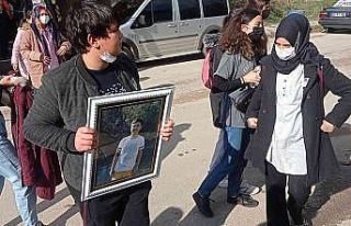 Kazada ölen öğrenci gözyaşlarıyla son yolculuğuna...
