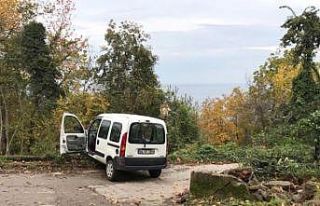 Kazada yaralanan yaşlı kadın yaşam mücadelesini...