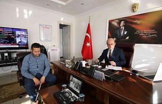 Kazazede mahalli sanatçıya, belediye başkanından...