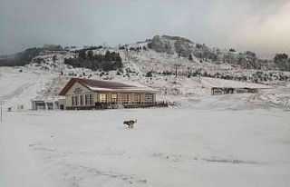 Keltepe Kayak Merkezi beyaz örtüyle kaplandı