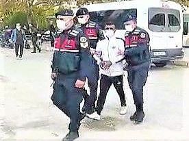 Kendisine kızan uyuşturucu satıcısından gülümseten...