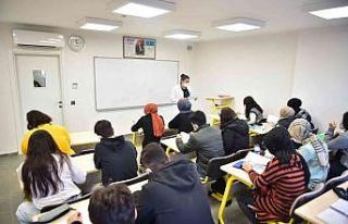 Kepez Belediyesi’nde üniversite hazırlık kursları
