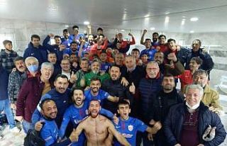 Kepez Belediyespor, liderliğini sürdürdü