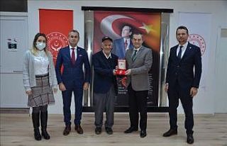 Kıbrıs Gazisi 47 yıl sonra madalyasına kavuştu