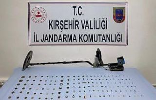 Kırşehir’de jandarmadan tarihi eser operasyonu