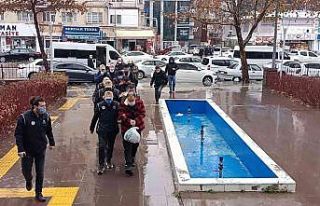 Kırşehir’deki DEAŞ operasyonunda 2 tutuklama