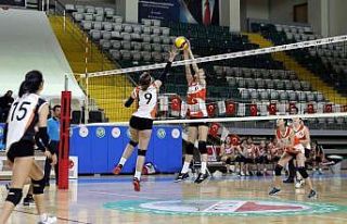 Kızlar 4’te 4 yaptı