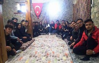 KMÜ’lü öğrencilerden İsmail Hacı Tekkesine...