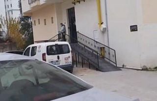 Koku üzerine girilen evinde cesedi bulundu