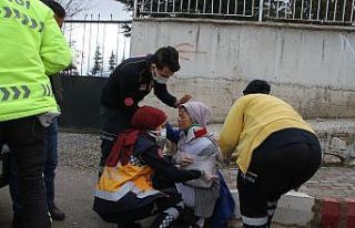 Kontrolden çıkan motosiklet yan yattı: 1 yaralı