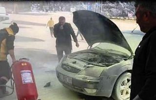 Konya’da dinlenme tesisinde otomobilde yangın