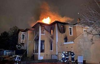 Konya’da tarihi binada yangın