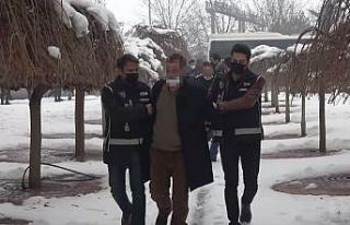 Konya’da "Tırpan" operasyonunda 9 kişi...