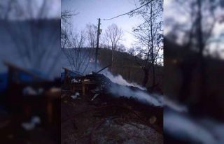 Kumru’da depo yangını