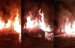 Kundaklanan evde 1 kişi yaralandı, 3 hayvan telef...