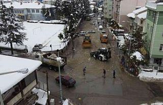 Kuraklıkla boğuşan Beyşehir Gölü’ne kar takviyesi
