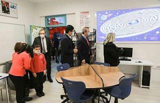 "Kütüphanesiz Okul Kalmasın" projesi...
