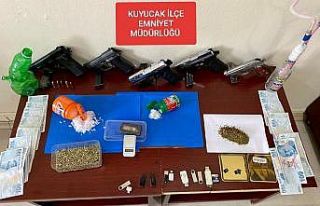 Kuyucak emniyetinden peş peşe iki operasyon