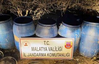 Malatya’da 2 bin litre sahte alkol ele geçirildi
