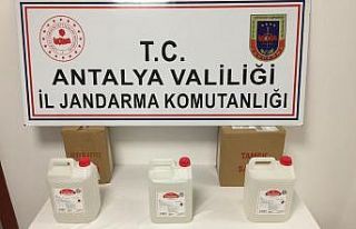 Manavgat’ta jandarma el yapımı içkiye savaş...
