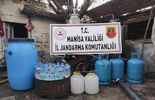Manisa’da 150 litre sahte rakı ele geçirildi
