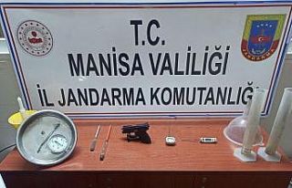 Manisa’da 500 litreye yakın kaçak alkol ele geçirildi