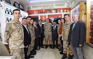 Mardin Jandarma Komutanlığı engelli vatandaşları...