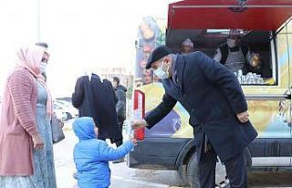 Mardin Valisi Demirtaş, hasta ve hasta yakınlarına...