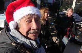 Marmaris’te yaşayan İngilizler yeni yılı kutladılar