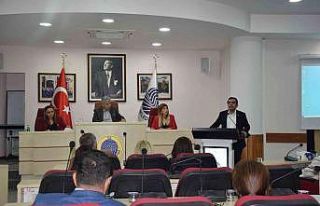 Meclis toplantısında CHP’li Vursavuş’tan ilginç...