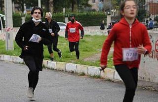 Mersinli sporcu oryantiring yarışmasında Türkiye...