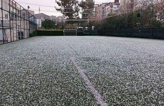 Meteorolojinin uyardığı soğuk hava dalgası geldi:...