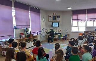 Minik öğrencilere teknolojinin doğru kullanımı...