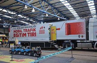 Mobil Eğitim Tırı Sinop’ta