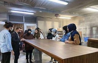 Mobilya sektörünü teknik gezilerle tanıyorlar