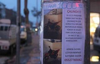 Motosiklet hırsızlığı kamerada, sahibi bulana...