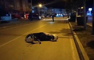 Motosiklet kontrolden çıkıp devrildi alkollü ve...