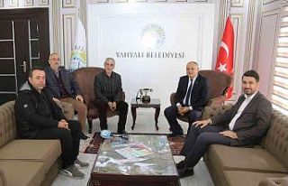 Muhtar ve esnaflardan Başkan Öztürk’e teşekkür