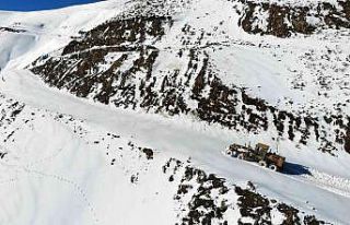 Muş’ta 31 yerleşim yeri ulaşıma açıldı