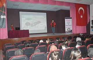 Niksar’da Lise öğrencilerine ’Gençlik ve Güvenli...