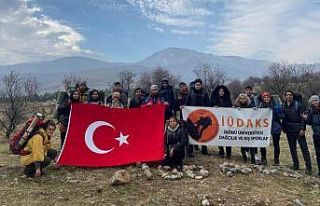 Öğrencilerden uygulamalı kamp eğitimi
