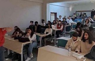 Öğrencilere genç ofis tanıtıldı