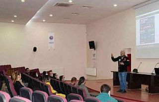 Oğuzeli MYO’da “En İyi Narkotik Polisi Anne”...