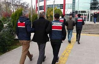 Örgüt üyesi oldukları iddia edilen 2 şahıs,...