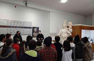 Ortaokul öğrencileri müzeyi ziyaret etti