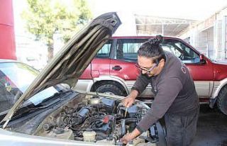 Oto yedek parça fiyatları arttı, sanayi ustaları...