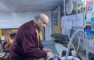 (Özel) 61 yıllık terzi, annesinden öğrendiği...